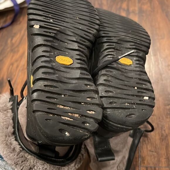 UGG Adirondack II Black Grey Gray Waterproof Leather Snow Boots Size US 5 GUC - Picture 10 of 11